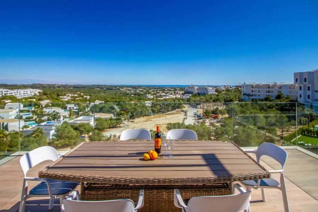Nispero 11 - Sunny In A Golf Club Colinas *